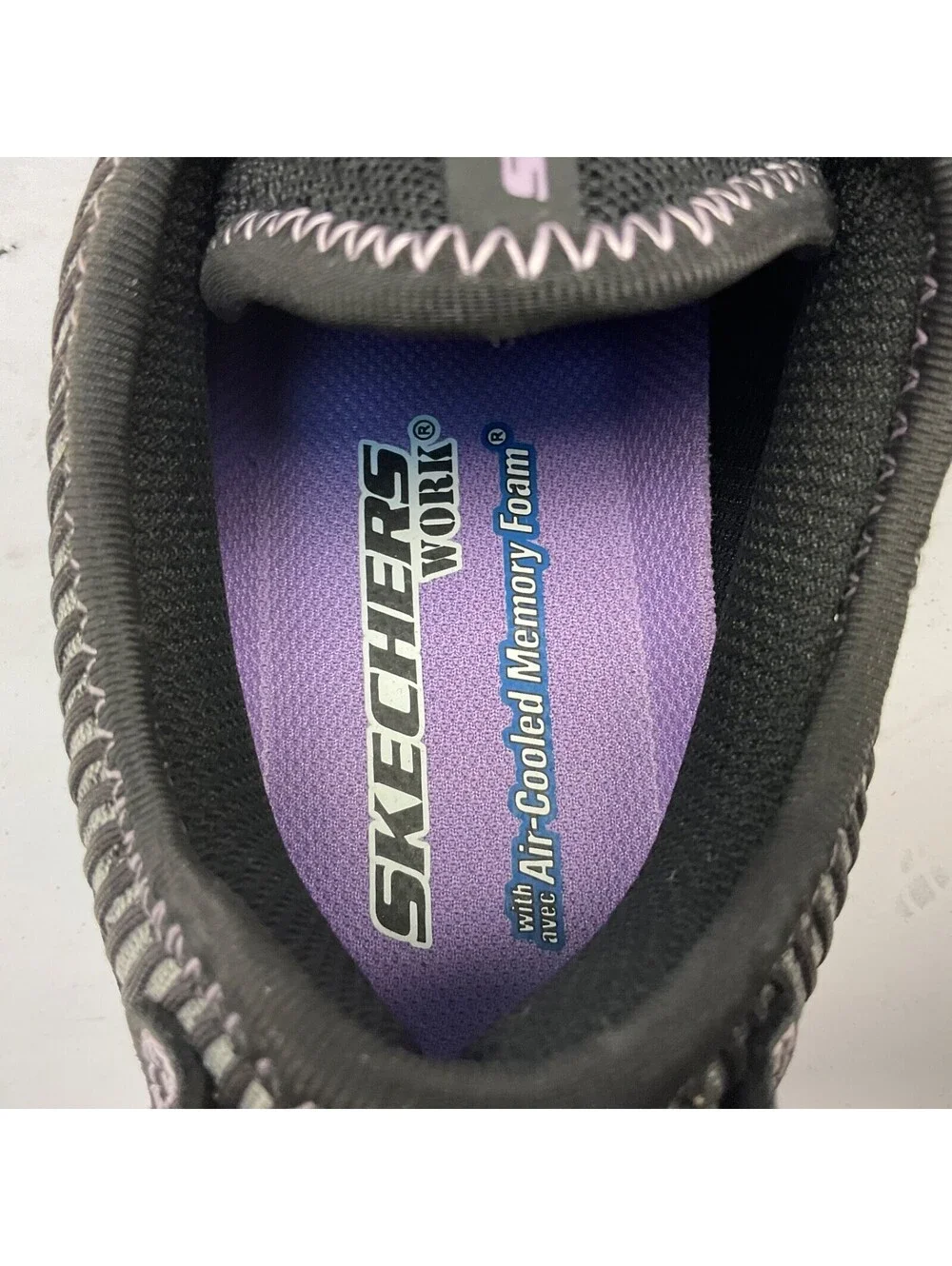 Skechers new without